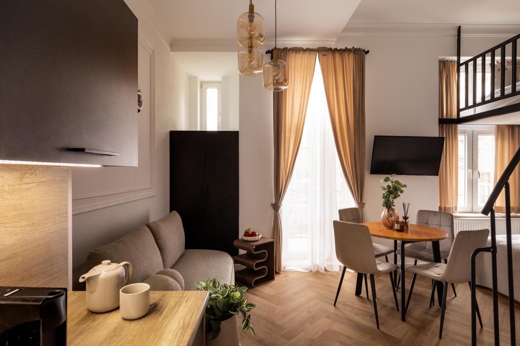 L23 Boutique By Downtown Apartments — Photos 3
